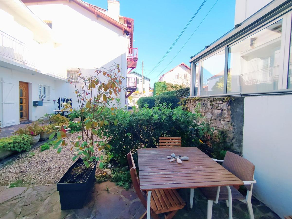 Lalanne Btz, Duplex Jardinet Pres De La Plage Biarritz Exterior photo